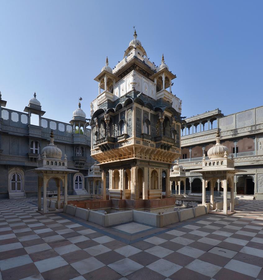 Udai Bilas Palace Dungarpur Bagian luar foto
