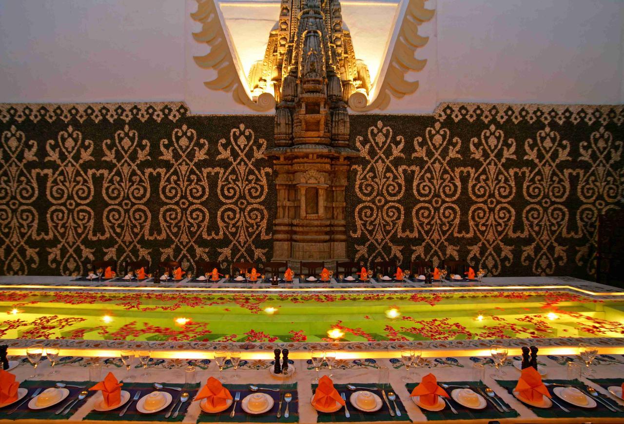 Udai Bilas Palace Dungarpur Bagian luar foto