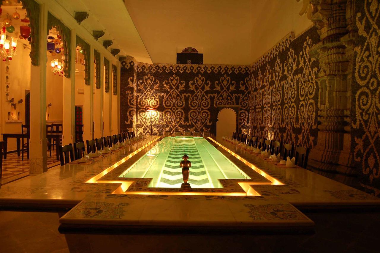 Udai Bilas Palace Dungarpur Bagian luar foto