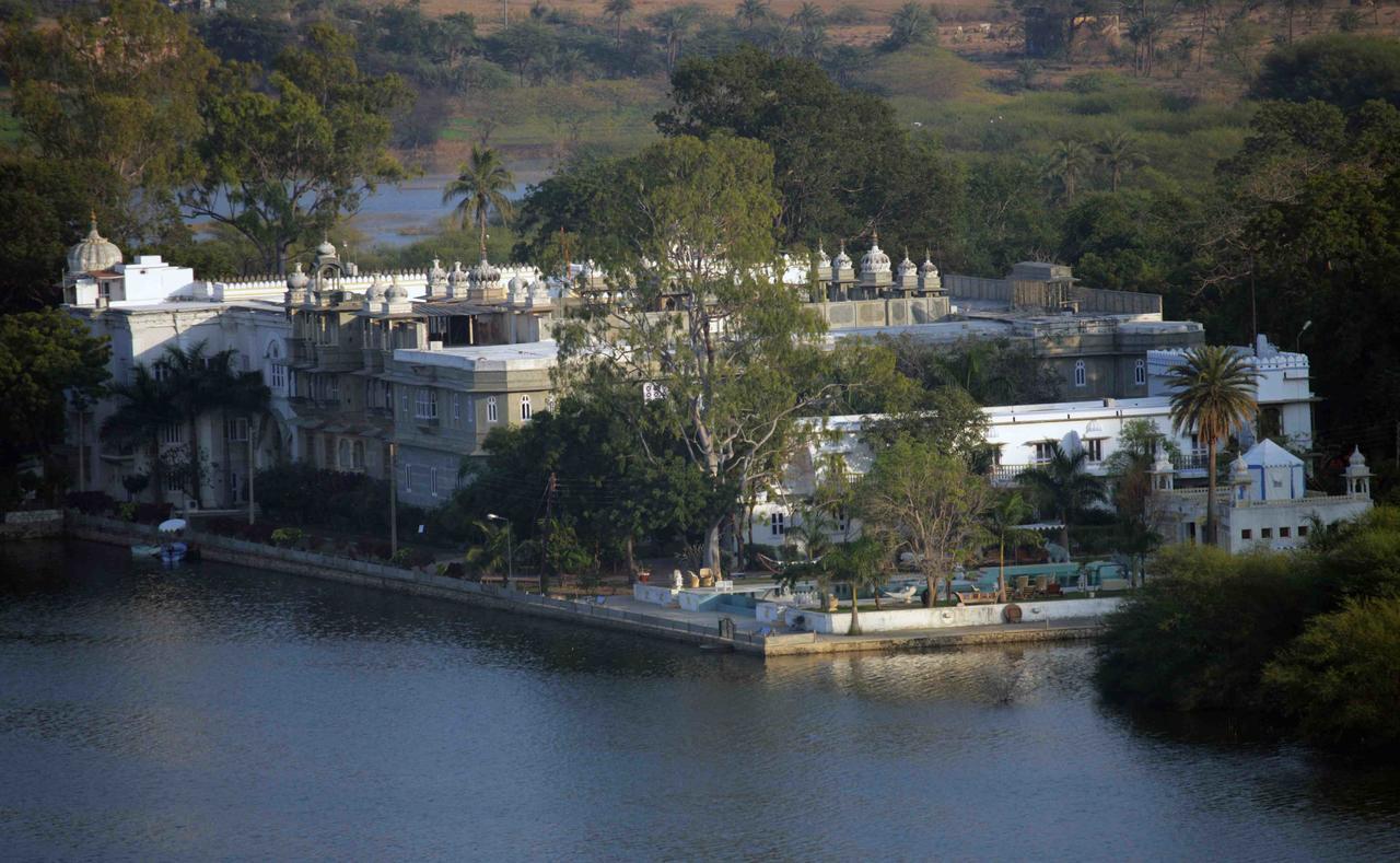 Udai Bilas Palace Dungarpur Bagian luar foto
