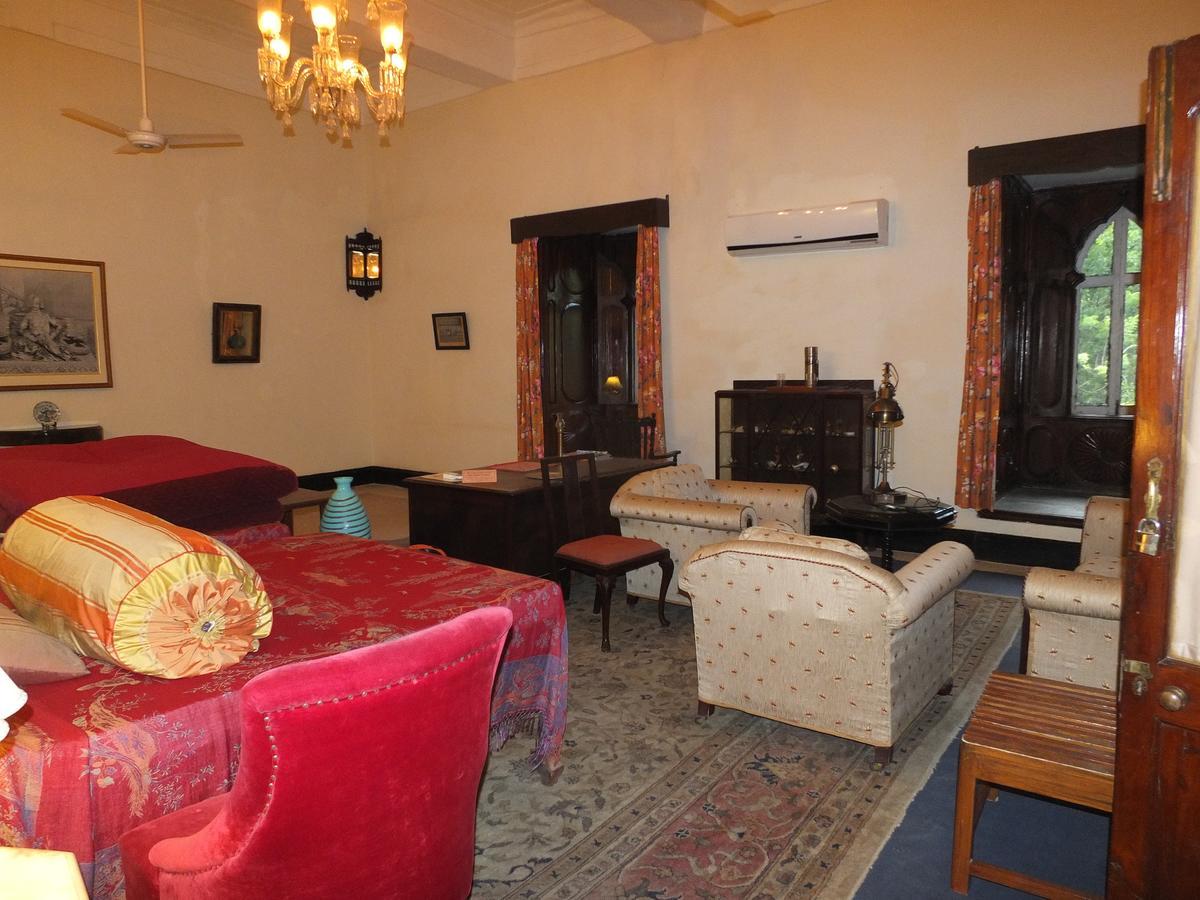 Udai Bilas Palace Dungarpur Bagian luar foto