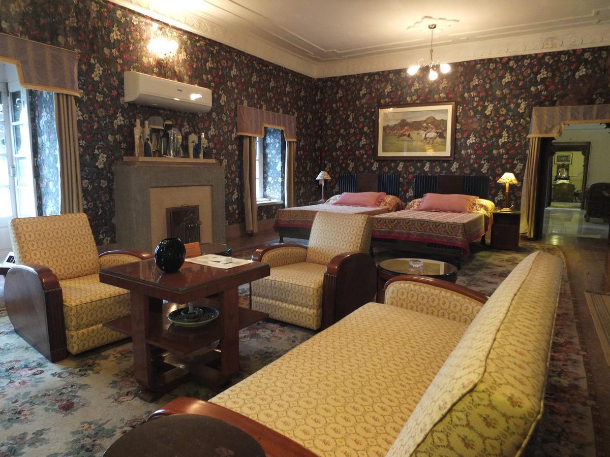 Udai Bilas Palace Dungarpur Bagian luar foto
